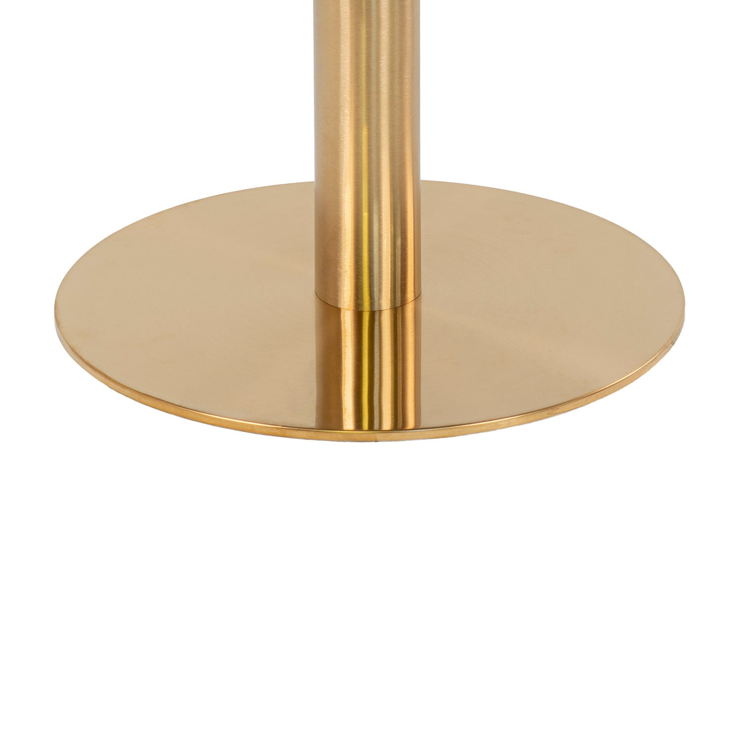 Goudkleurige ronde metalen tafelvoet met een strakke glanzende afwerking, minimalistisch en modern design.