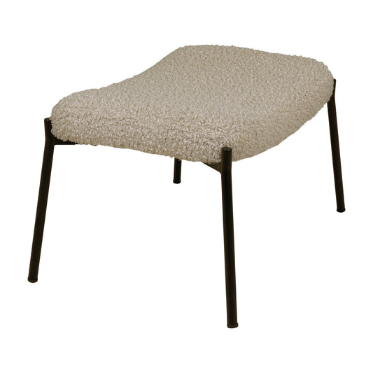 Elegante kruk met zachte, crèmekleurige bekleding en slanke zwarte metalen poten in een modern design.