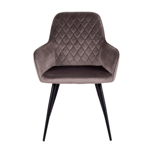 Fluwelen stoel met bruine bekleding, ruitpatroon en zwarte metalen poten, modern en stijlvol design.