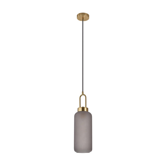 Matglazen hanglamp met goudkleurige details en een zwarte kabel tegen een witte achtergrond.