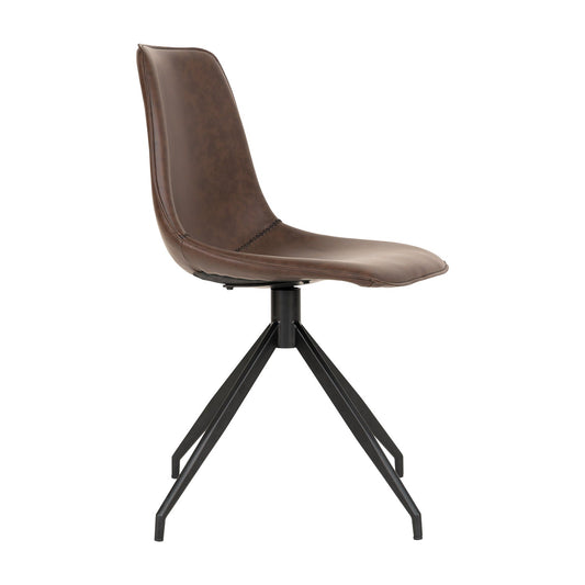 Bruine leren stoel met zwarte metalen spinpoot en een strakke, moderne uitstraling.