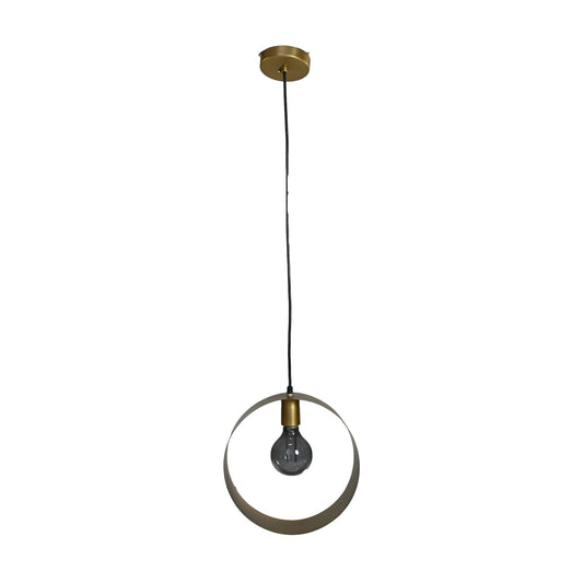 Minimalistische hanglamp met goudkleurige fitting en ronde ring, hangend aan een zwarte draad tegen witte achtergrond.