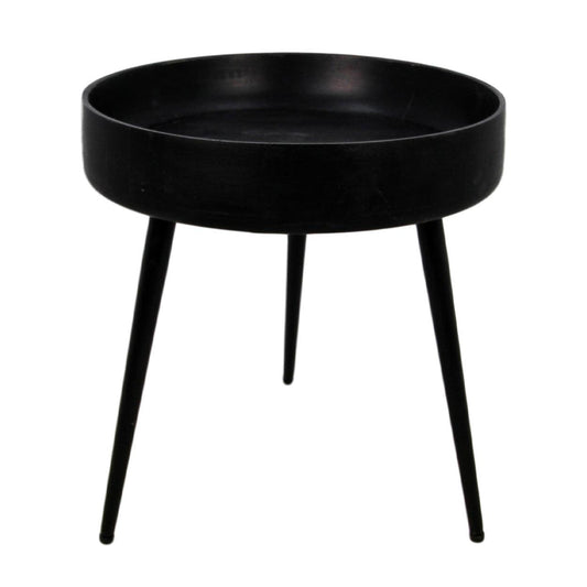 Zwarte metalen bijzettafel met ronde bovenblad en drie taps toelopende poten.