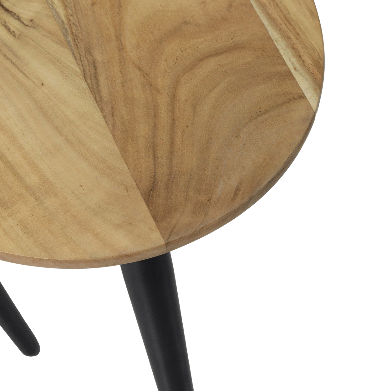 Ronde houten tafel met zichtbaar houtnerfpatroon en zwarte poten, modern en minimalistisch design.