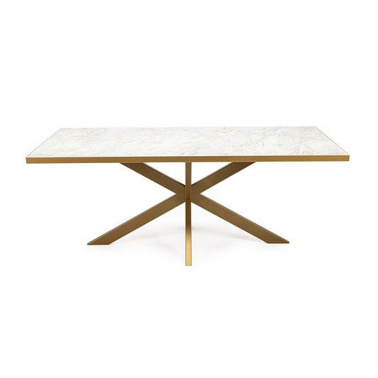 Rechthoekige marmeren tafel met sierlijke goudkleurige X-vormige poten, strak en modern ontwerp.