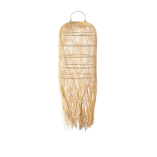 Gevlochten rotan hanglamp met sierlijke franjes en natuurlijke houten kleur, elegante uitstraling.