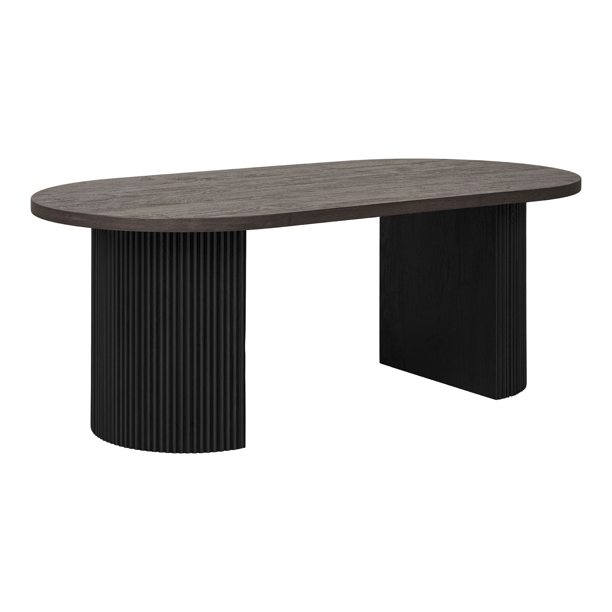 Schuin aanzicht van Boavista salontafel met rechthoekig donkerbruin MDF blad en zwart geribbelde MDF poten