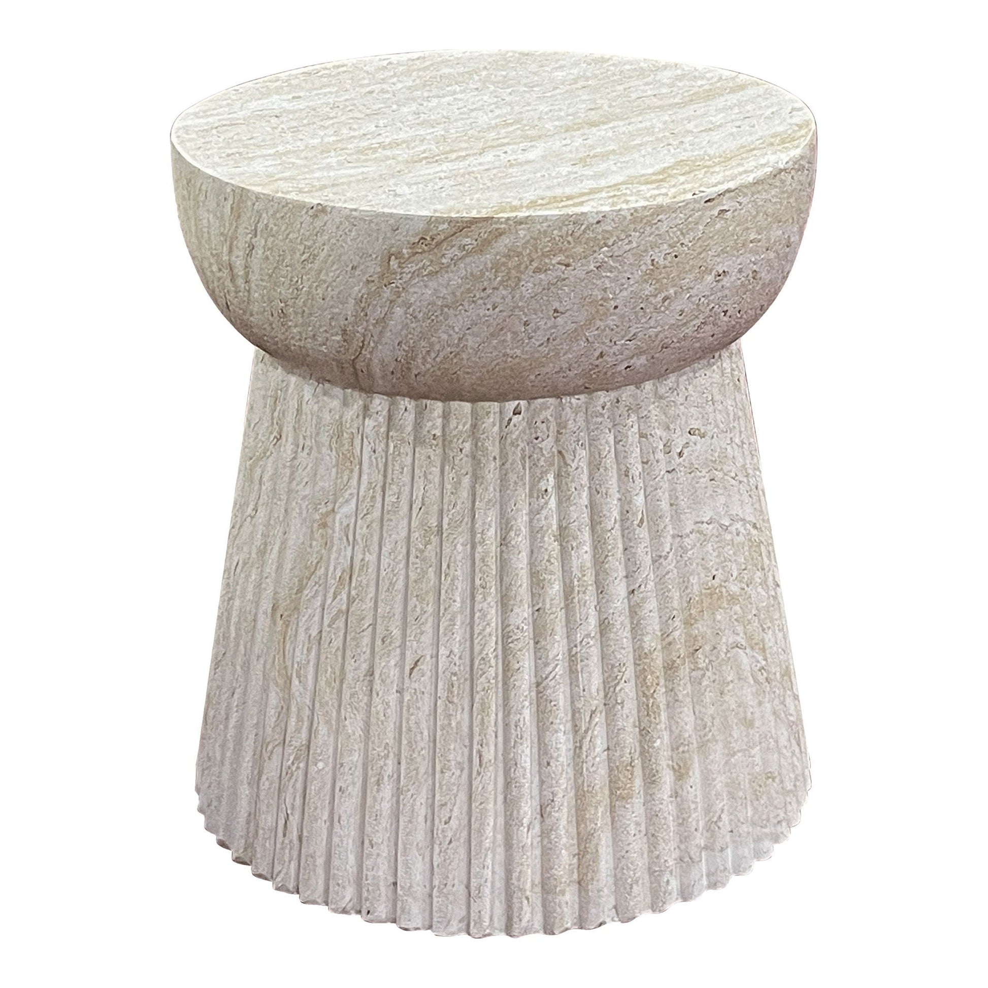 House Nordic Bonn bijzettafel van naturel beige fiberclay, ronde vorm Ø37 cm met fijn gegroefde structuur en matte, rustieke afwerking