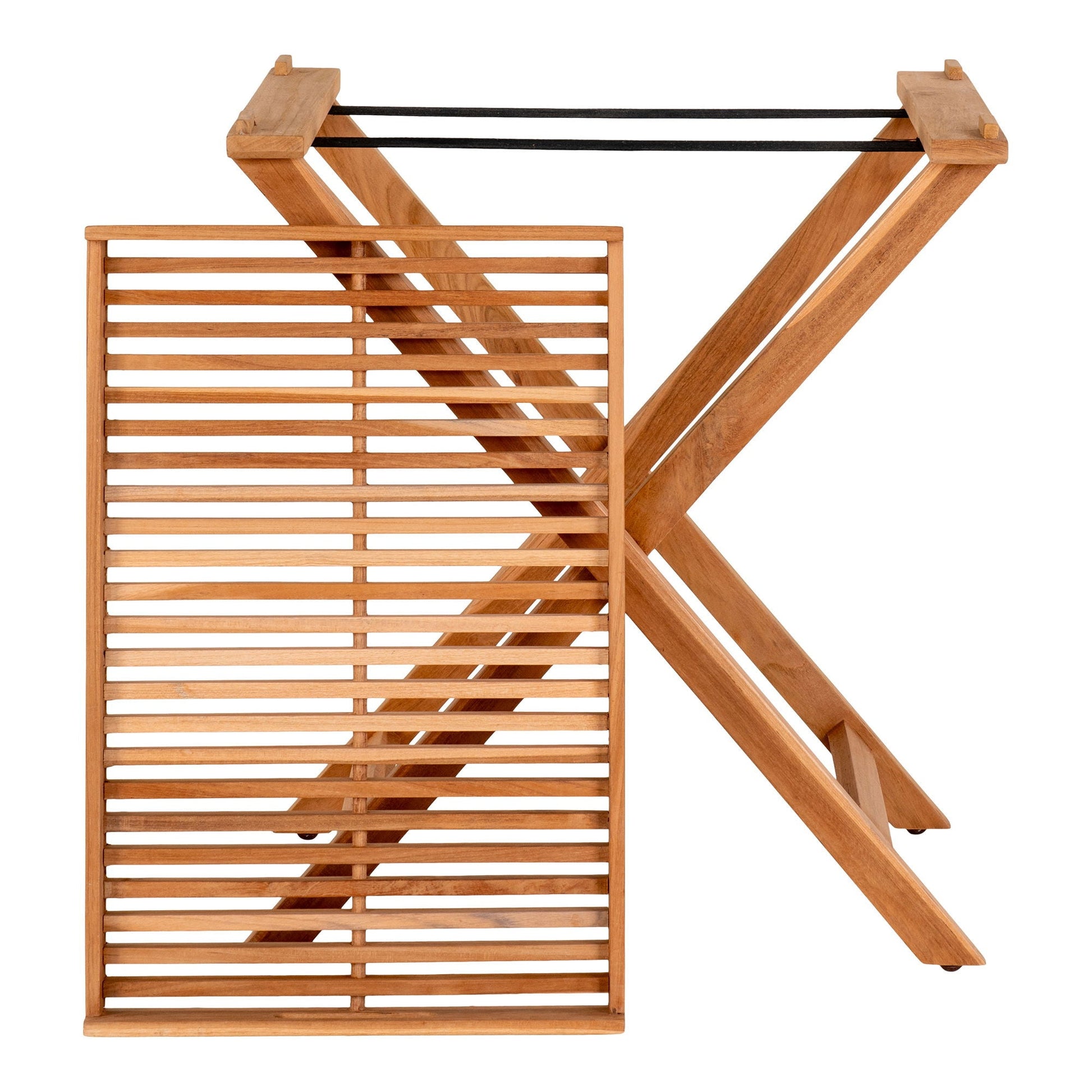 X-vormig onderstel van Ronda dienbladtafel in House Nordic teakhout met kruispoot en zwarte spanbanden voor stabiliteit