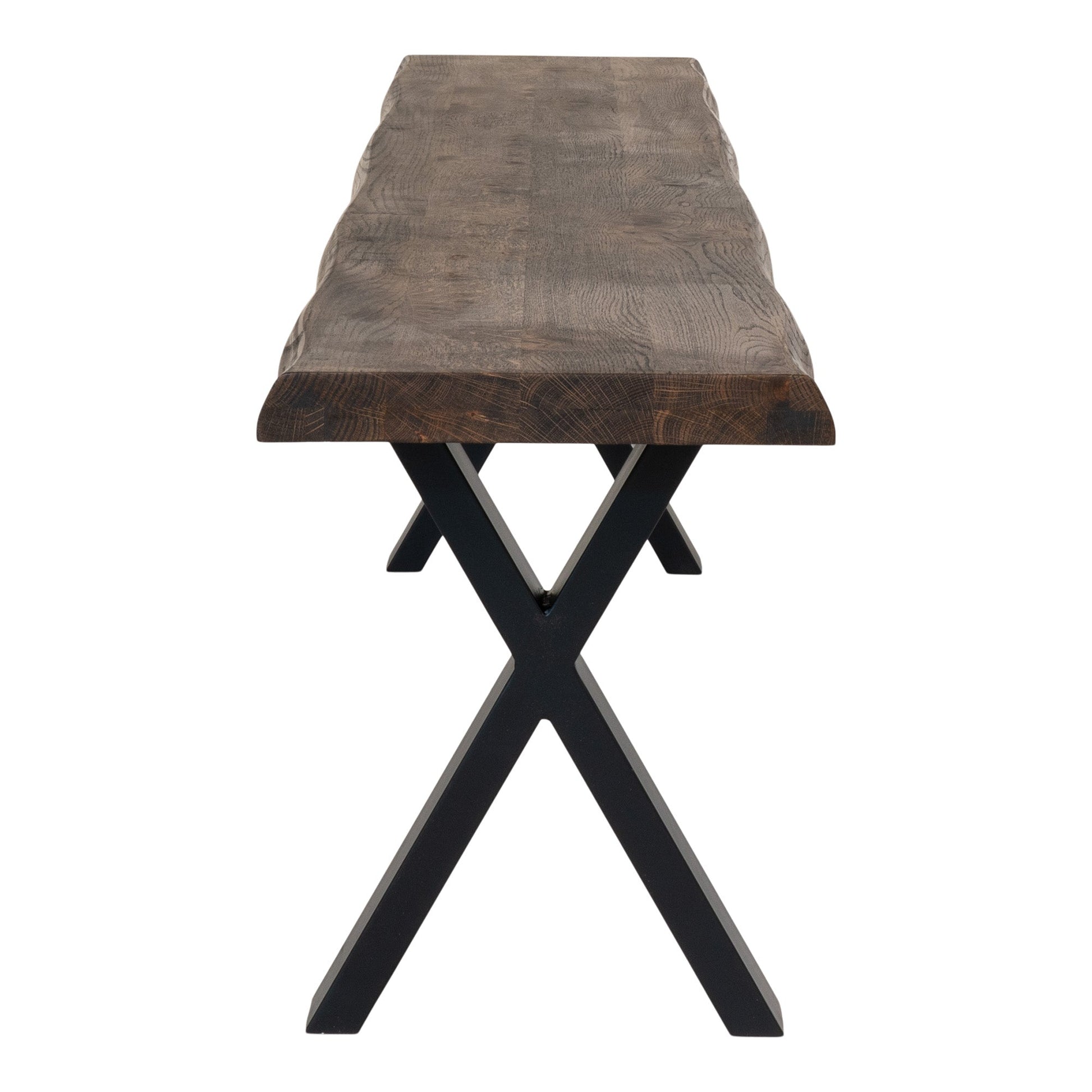 Robuuste houten tafel met levendige nerf en zwarte metalen X-poten, industrieel en stijlvol ontwerp.