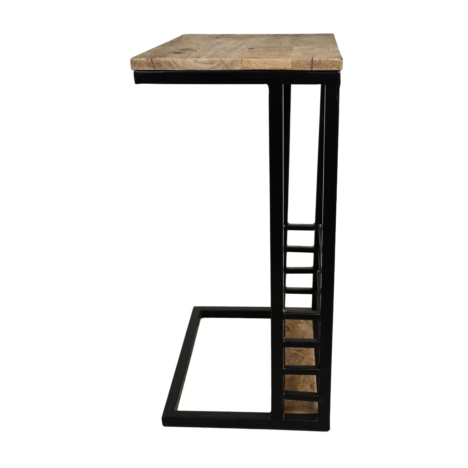 Slank bijzettafeltje met industrieel ontwerp, hout blad en zwart metalen frame met open structuur.