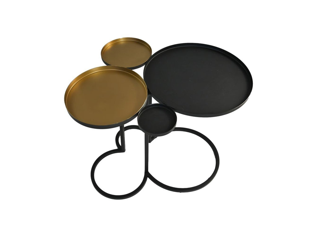 Zwarte metalen tafel met meerdere ronde, overlappende bladen in goud en zwart, kunstzinnige vormgeving.
