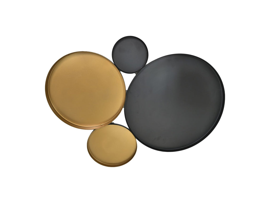 Ovale en ronde wanddecoratie in zwart en goud, overlappende cirkels in moderne stijl.