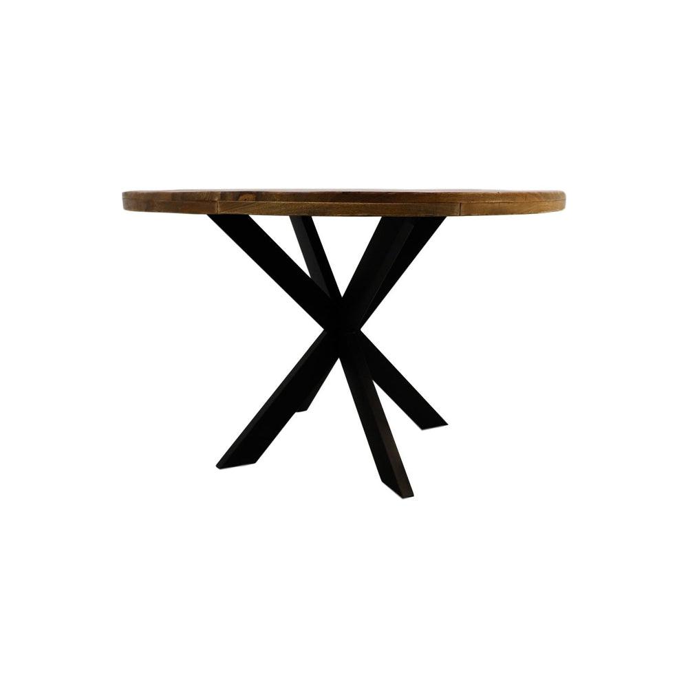 Ronde houten tafel met een zwart stalen X-vormige onderstel, minimalistisch en modern ontwerp op witte achtergrond.