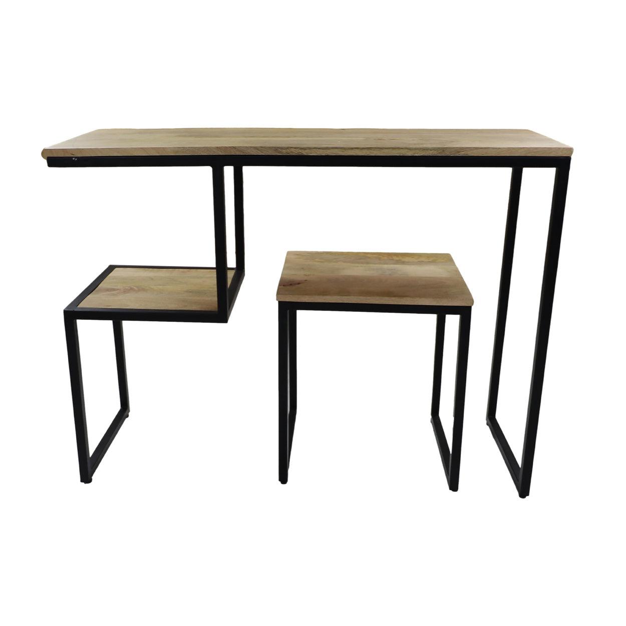 Moderne houten bureau en bijzettafel met zwart metalen frame, minimalistische stijl met open ontwerp.