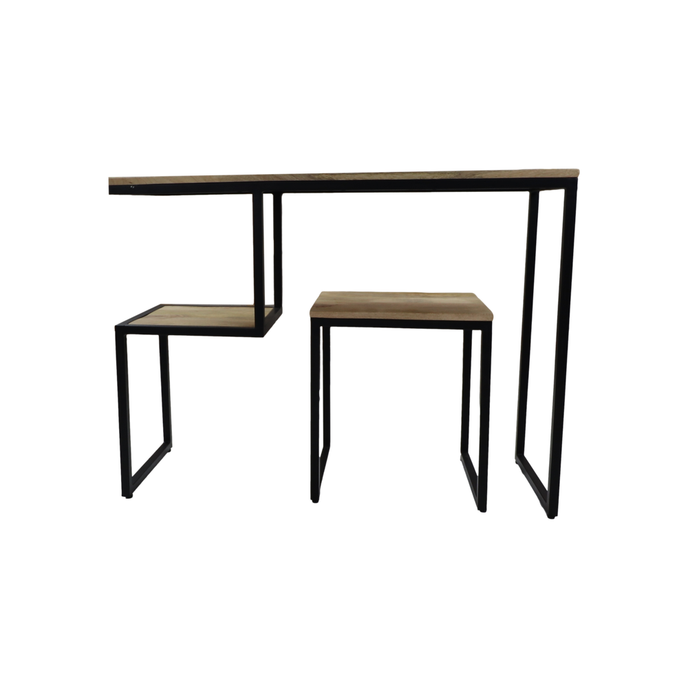 Minimalistisch zwart metalen bureau met houtaccenten en asymmetrisch, functioneel design.